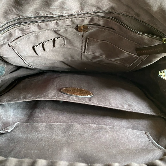 Fossil Backpack - Picture 4 of 5